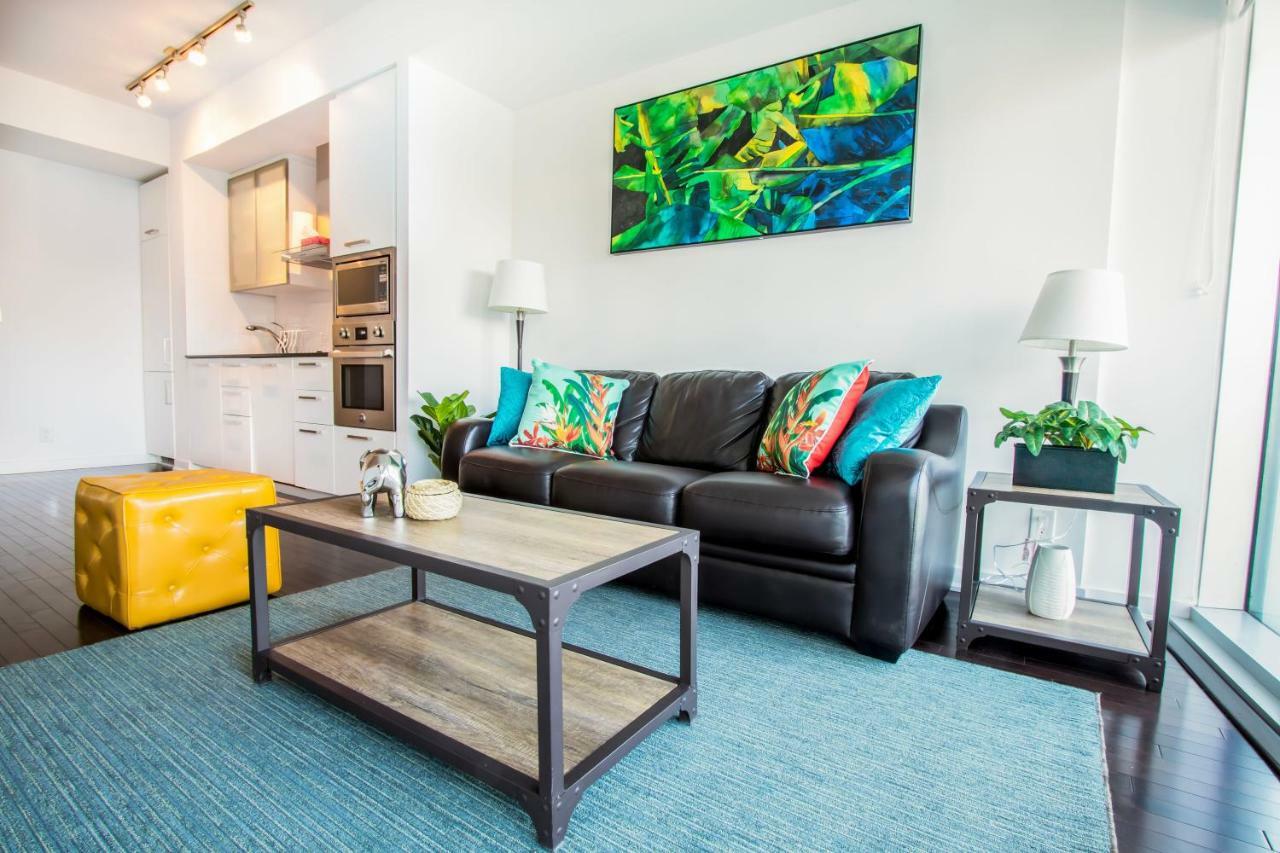 Micasa Suites - Modern Executive Condo โตรอนโต ภายนอก รูปภาพ