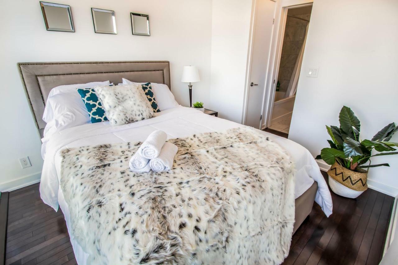 Micasa Suites - Modern Executive Condo โตรอนโต ภายนอก รูปภาพ